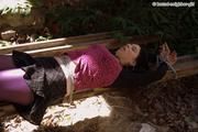 Jasmin - Tied up in the ruins 4