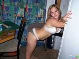 Kinky Amateur Milf Toni Faye In Her Leopard Print Panties And White Bra