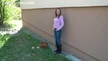 118065 Cynthia Vellons Pees By An Apartment Building