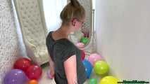 footpopping small party balloons