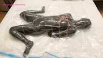 Xiaoyu in Black Zentai and Vacuum Bag