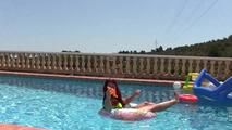 Balloons in the pool