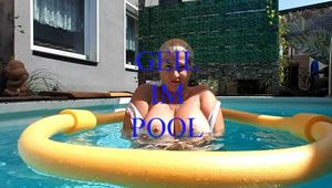 geil im Pool