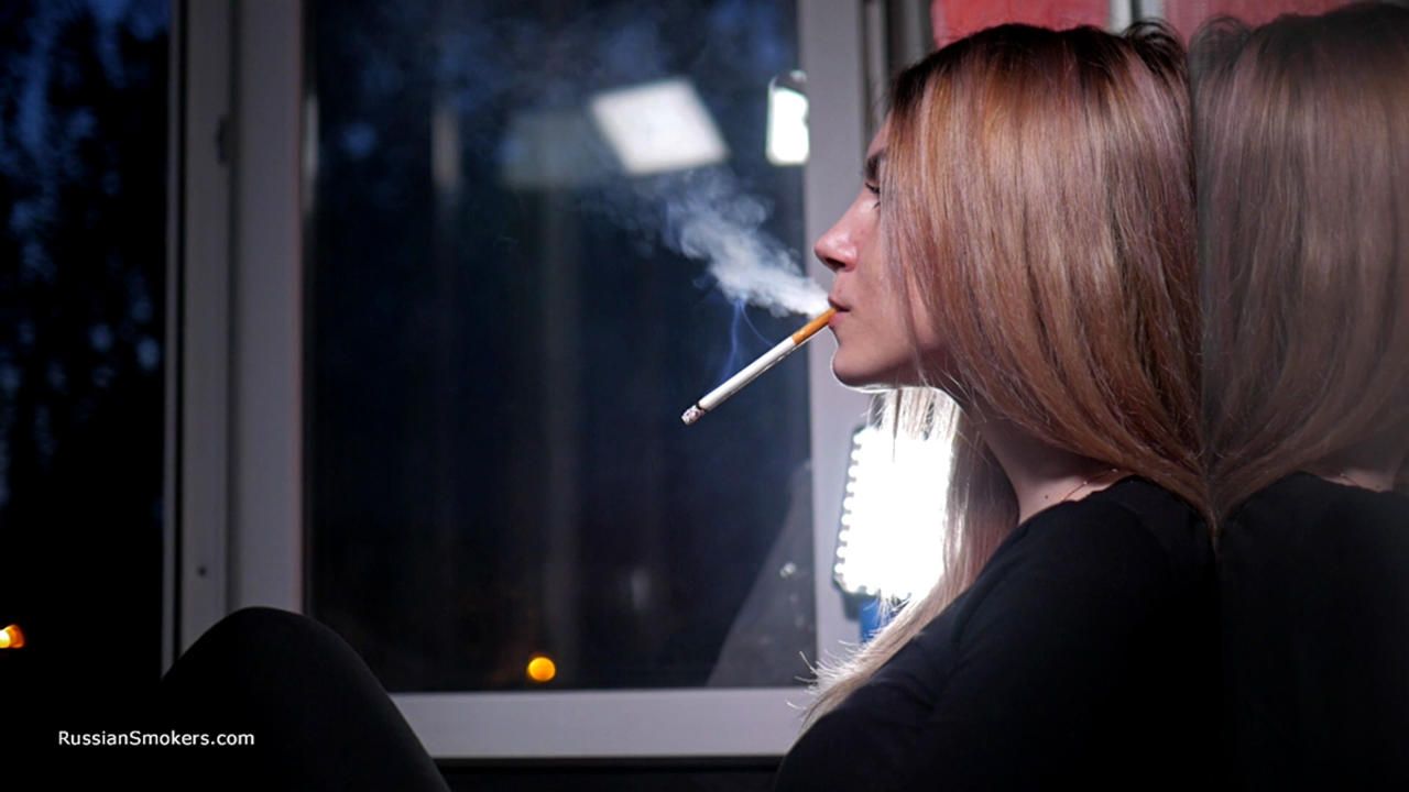 Smoking fetish videos with Russian Girls. Russian Smokers. Smoking