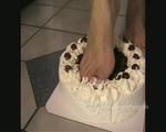 barefoot cake crushing