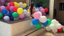 Bikini Step 80 balloons by the Pool Cam 1+2+3 (UHD 4K)