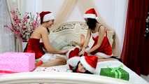 Lucky, Nelly, Xenia - Santa’s little helpers tie each other up on a bed (video)