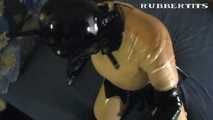 Transparentia 2: Gasmask, Hose, Dildoes, Handjob!