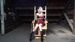 1317 Faye in the Wooden Chair