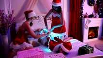 Lucky, Nelly, Xenia - Santa’s little helpers tie each other up on a bed (video)