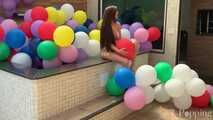 Bikini Step 80 balloons by the Pool Cam 1+2+3 (UHD 4K)