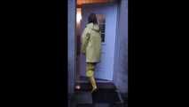 +++ new+++ Miss Clara in yellow raingear