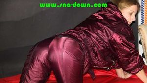 Watching sexy Pia lolling on a sofa wearing an sexy oldschool shiny nylon downwear-bib (Video)