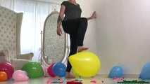 footpopping small party balloons