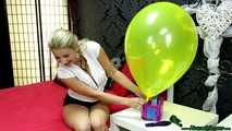 busty pumppops and B2P green 18inch globos payaso