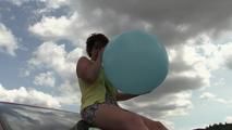 Sylvie and th Giant Balloon