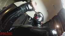 And that's how you jerk-off the latexfan