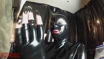 And that's how you jerk-off the latexfan