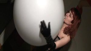 Studentin Eda und der Riesenballon  teil 1