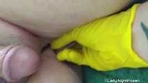 Arschficken – Gelbe Einmalhandschuhe