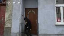 068047 Ling Pees In A Vienna Doorway 