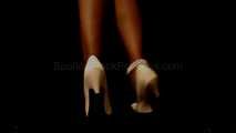 White high heel pumps