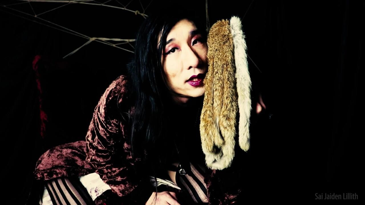 Lillith in Furs (Solo)