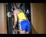 ***NEW MODEL*** Sandra wearing highheels and a sexy blue/yellow shiny nylon shorts and a yellow top during cleaning the mirror (Video)