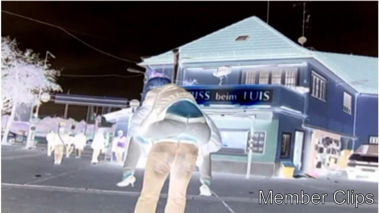 Hdc Bonus - Walking in Public